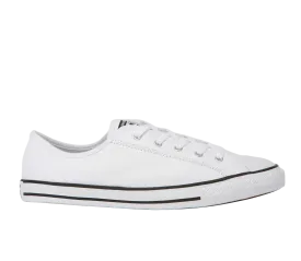 CHUCK TAYLOR DAINTY LEATHER LOW