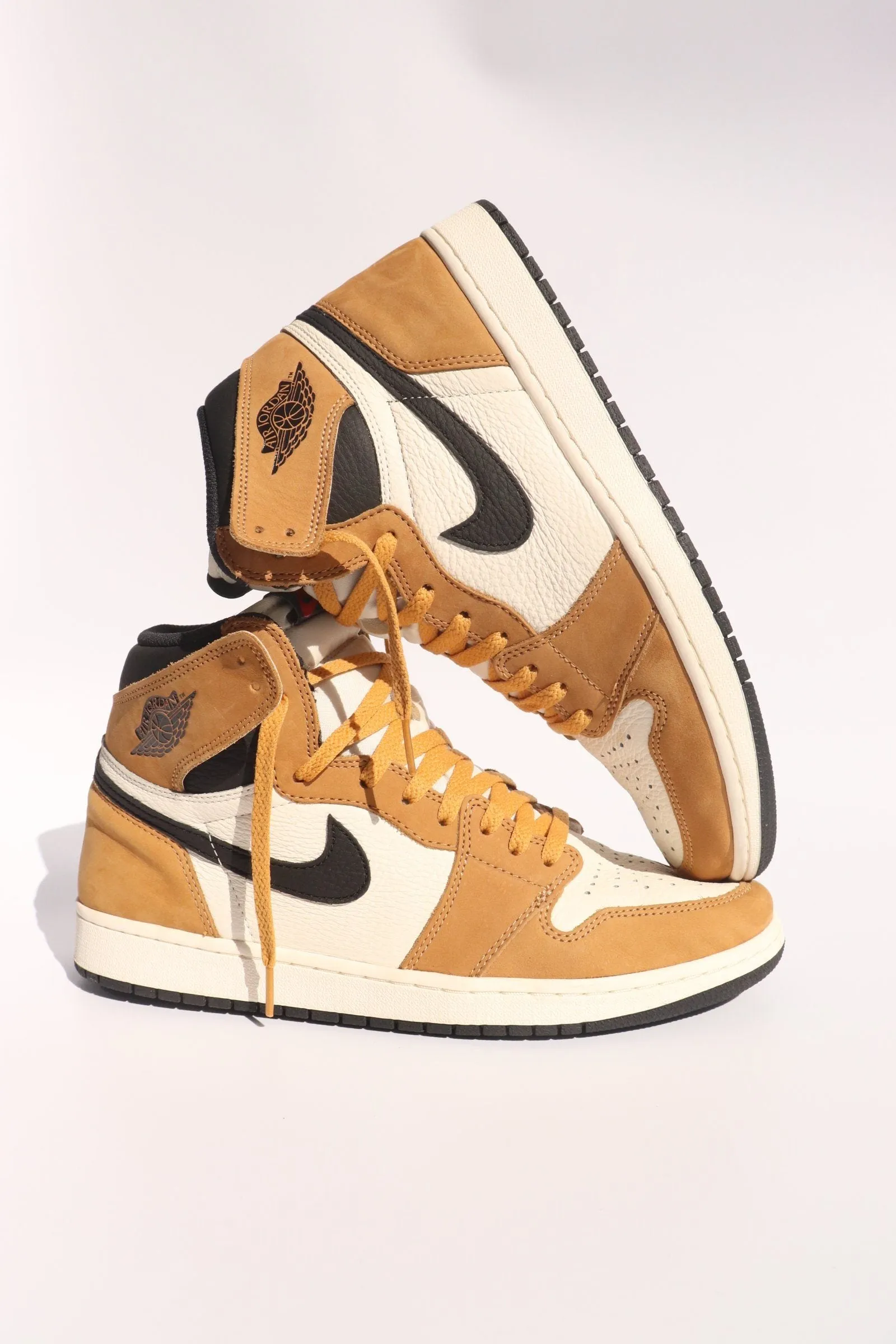 Jordan 1 Laces Basics Flat Thin - Golden Harvest / Wheat Laces for Rookie of the Year ROTY AJ1